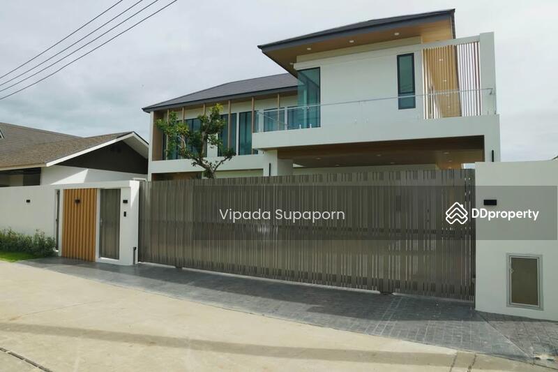 For Sale - 4-Bedroom House, Chiang Mai
