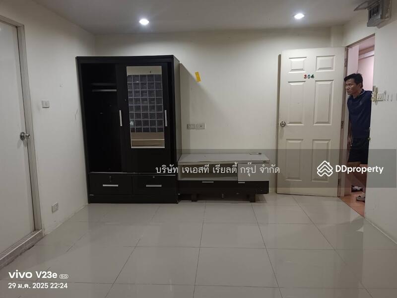 For Sale - Phahonyothin 34 comercial Building, Bangkok