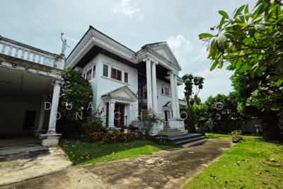 ขาย - คุ้มมาก ขายคฤหาสน์หรู ทำเลดี ใจกลางสุขุมวิท 101/1 ซอยวชิรธรรมสาธิต 44, กรุงเทพ