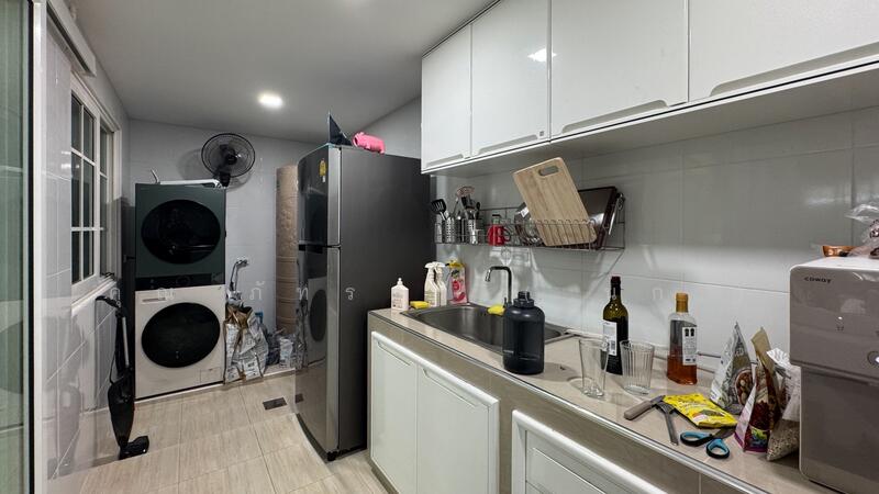 Golden Neo Sukhumvit-Lasalle, สมุทรปราการ, สำโรงเหนือ, เมืองสมุทรปราการ, สมุทรปราการ, 117 ตร.ม., ทาวน์เฮ้าส์ ขาย, โดย คุณ พลอยวาลินน์ (วาลินน์), 60108276 - DDproperty.com