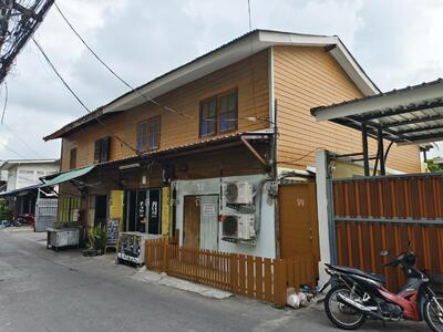 ขาย - ที่ดินพร้อมบ้าน ซอยเทอดไท 21, กรุงเทพ