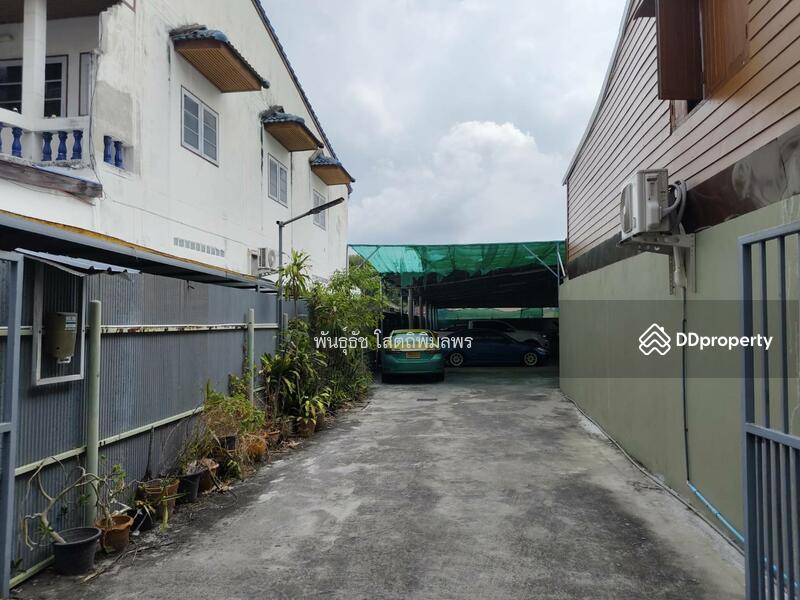 For Sale - ที่ดินพร้อมบ้าน ซอยเทอดไท 21, Bangkok