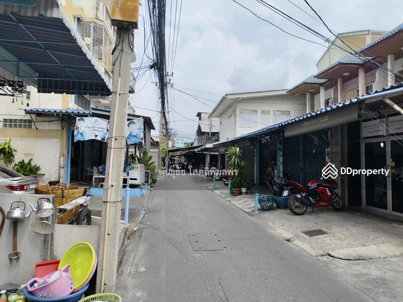 For Sale - ที่ดินพร้อมบ้าน ซอยเทอดไท 21, Bangkok