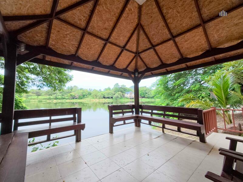 For Sale - ขายบ้านพักตากอากาศ Log Cabin เขาใหญ่ โครงการ โบนันซ่า เขาใหญ่ บ้านไม้ซุงแท้ 5 ห้องนอน ริมทะเลสาบ, Nakhon Ratchasima