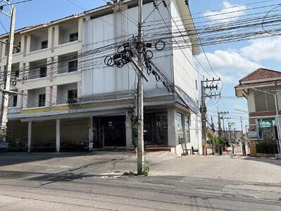 ขาย - บ้านเลขที่ 99/8-9 หมู่ที่ 5 หมู่บ้าน โชคชัยวิลเลจ 7 ตำบล หนองปรือ อำเภอ บางละมุง จังหวัด ชลบ, ชลบุรี