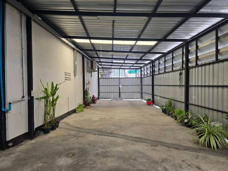 ให้เช่า - ให้เช่าโกดังพร้อมออฟฟิศ ลาดพร้าว 490ตรม ใกล้รถไฟฟ้า (รหัสทรัพย์TW8-03325), กรุงเทพ