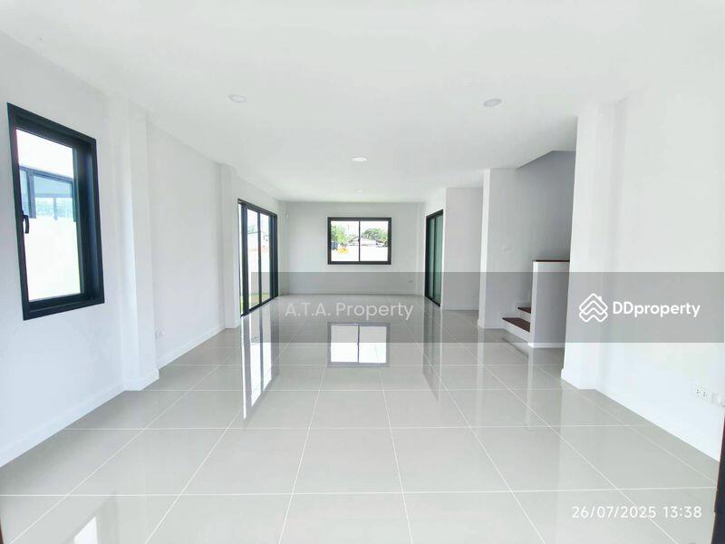 For Sale - Lake Valley, Chon Buri