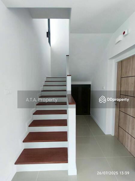 For Sale - Lake Valley, Chon Buri