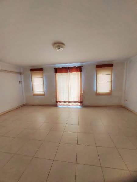 K.C. Ramintra 5, Bangkok, Phraya Suren Road, Sam Wa Tawan Tok, Khlong Sam Wa, Bangkok, 3 Bedrooms, 160 sqm, Townhouse For Sale, by ปอ ., 60108658 - DDproperty.com