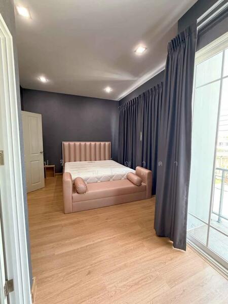 For Rent - Golden Town Sathorn, Bangkok