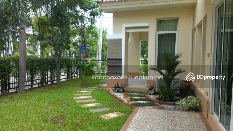 For Rent - 3-Bedroom House, Bangkok