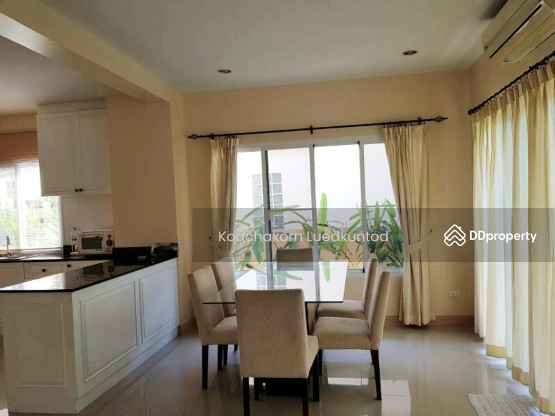 For Rent - 3-Bedroom House, Bangkok