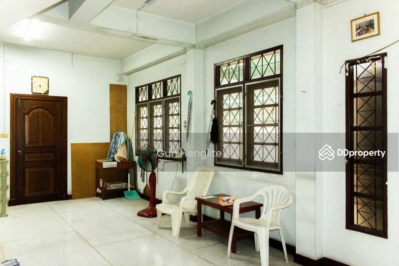 For Sale - 2-Bedroom House, Bangkok
