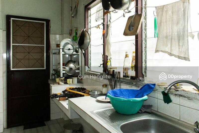 For Sale - 2-Bedroom House, Bangkok