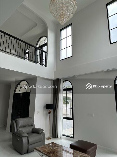 For Rent - 4-Bedroom Villa, Chiang Mai