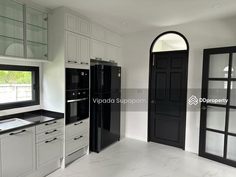 For Rent - 4-Bedroom Villa, Chiang Mai