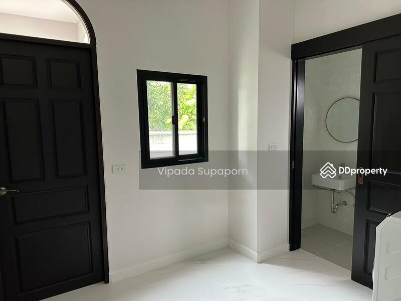 For Rent - 4-Bedroom Villa, Chiang Mai