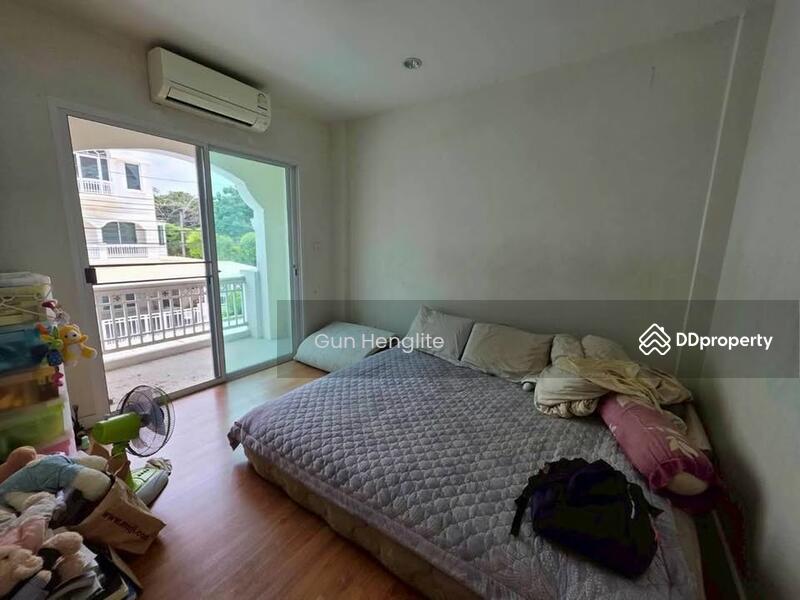 For Sale - 3-Bedroom Townhouse, Bangkok