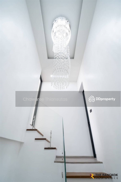 For Sale - Townhouse Sukhumvit 15 near BTS asoke, Bangkok