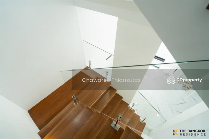 For Sale - Townhouse Sukhumvit 15 near BTS asoke, Bangkok