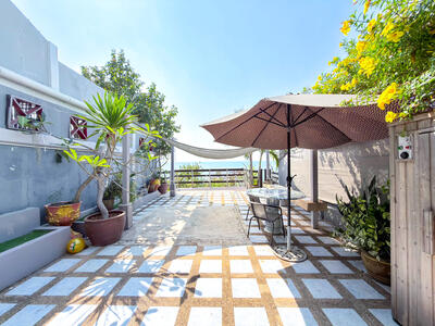 ขาย - ขายทาวน์เฮ้าส์ริมทะเล 3 ชั้น หาดพลา บ้านฉาง, ระยอง