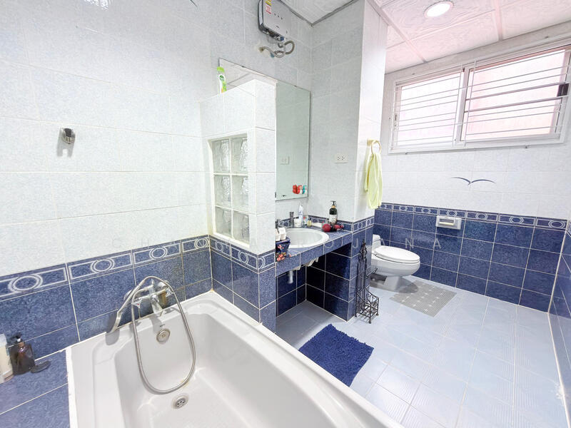 For Sale - Sea View Townhouse for Sale in Phala Beach, Ban Chang, Rayong, Rayong