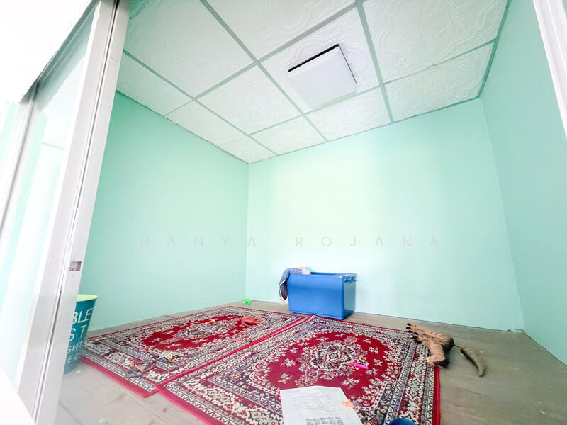 ขาย - ขายทาวน์เฮ้าส์ริมทะเล 3 ชั้น หาดพลา บ้านฉาง, ระยอง