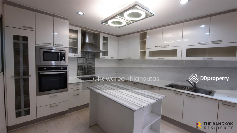For Sale - Varathorn Ville Pattanakarn 44 ใกล้ ARL หัวหมาก, Bangkok