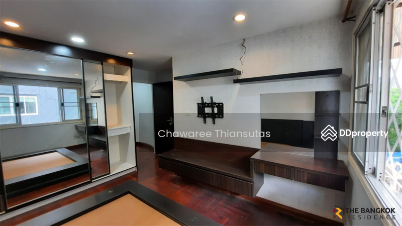 For Sale - Varathorn Ville Pattanakarn 44 ใกล้ ARL หัวหมาก, Bangkok