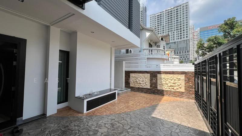House Area Sukhumvit 26, Bangkok, Khong Tan, Khlong Toei, Bangkok, 5 Bedrooms, 1 sqm, Single Detached House For Rent, by Eastblue Horizon, 60109480 - DDproperty.com