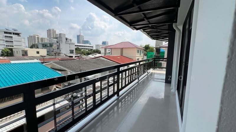 House Area Sukhumvit 26, กรุงเทพ, คลองตัน, คลองเตย, กรุงเทพ, 1 ตร.ม., บ้านเดี่ยว ให้เช่า, โดย Eastblue Horizon, 60109480 - DDproperty.com