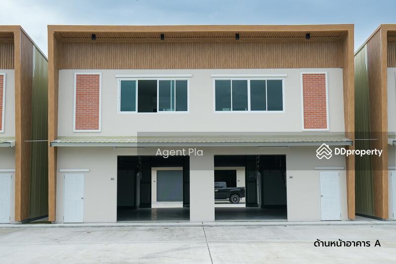 For Rent - UP Space Onnut – Office + Warehouse for rent, near the Yellow Line Si Nut Station only 800 m., Bangkok