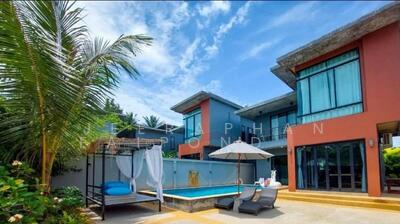 ขาย - ขายพูลวิลล่า 2 ชั้น พร้อมเฟอร์นิเจอร์ครบ ใจกลางอ่าวนางซอย 1, กระบี่