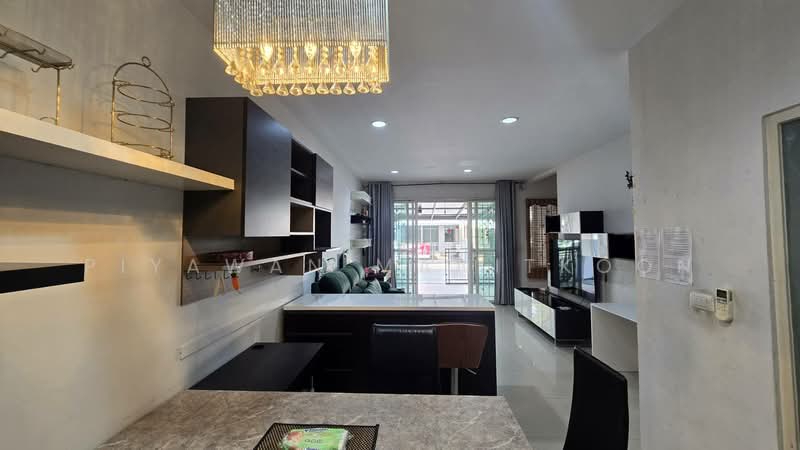 ขาย - Baan Klang Muang S-Sense Srinakarin : บ้านกลางเมือง เอส เซนต์ ศรีนครินทร์, กรุงเทพ