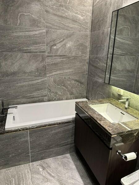 The Esse Sukhumvit 36, Bangkok, Soi Sukhumvit 36, Sukhumvit Road, Phra Kanong, Khlong Toei, Bangkok, 1 Bedroom, 43 sqm, Condo For Rent, by Connex Property, 60110170 - DDproperty.com