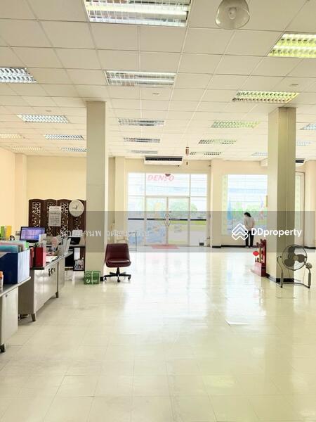 For Rent - เช่าอาคารสำนักงาน หรือหน้าร้านโชว์รูม. ทำเลทองติดถนนเทพารักษ์ แนวรถไฟฟ้าสายสีเหลือง, Samut Prakan