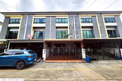 ขาย - The Connect Up 3 Wongwaen – Bangkae : เดอะคอนเนค อัพ 3 วงแหวน-บางแค, กรุงเทพ