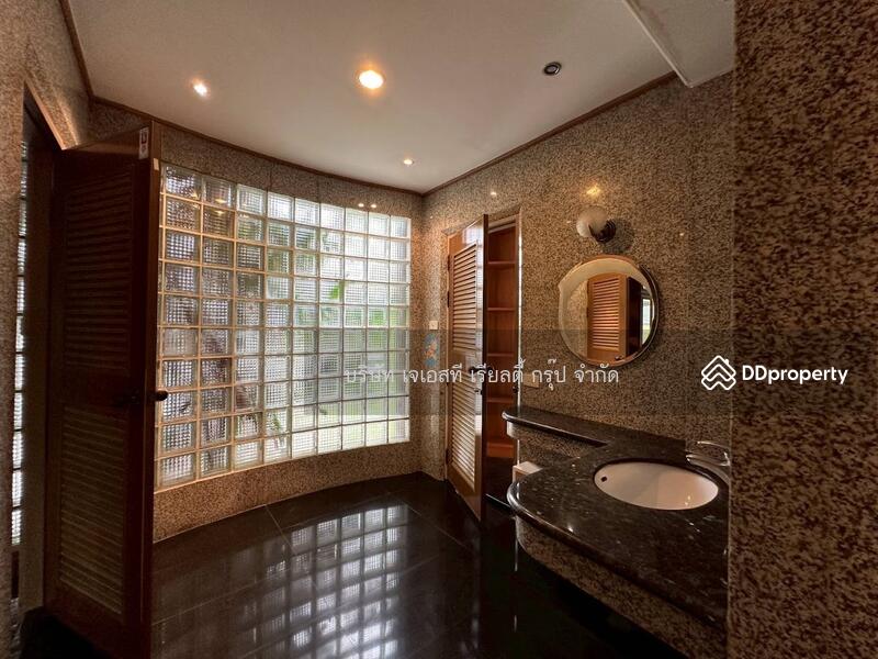 ขาย - Townhouse Evergreen Village : ทาวน์เฮ้าส์ หมู่บ้าน เอเวอร์กรีน, กรุงเทพ