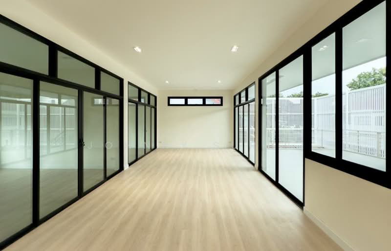 Modern Home Office for a New Generation in Mae Hia, Chiang Mai, Chiang Mai, Pa Daet, Muang Chiang Mai, Chiang Mai, , 377 sqm, Office Space For Sale, by Surat Premsri, 60110855 - DDproperty.com