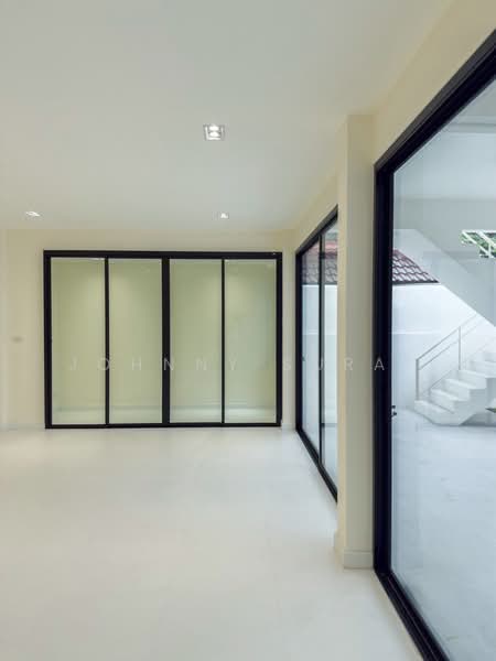 Modern Home Office for a New Generation in Mae Hia, Chiang Mai, Chiang Mai, Pa Daet, Muang Chiang Mai, Chiang Mai, , 377 sqm, Office Space For Sale, by Surat Premsri, 60110855 - DDproperty.com