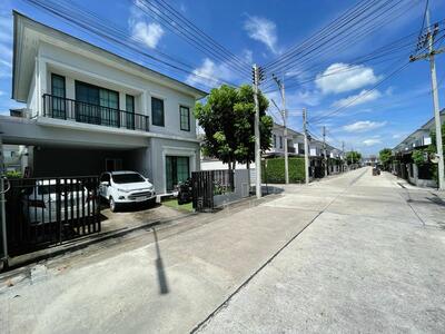 ขาย - Britania Wongwaen-Hathairat : บริทาเนีย วงแหวน-หทัยราษฎร์, ปทุมธานี