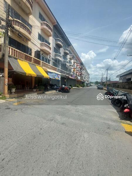 For Rent - 4-story building, Pathum Thani