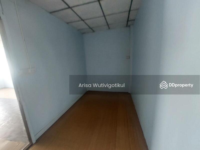 For Rent - 4-story building, Pathum Thani