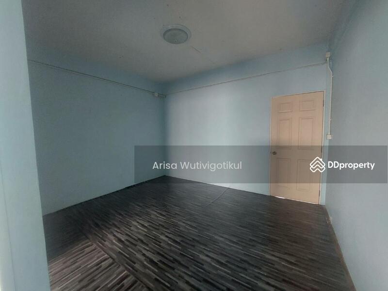 For Rent - 4-story building, Pathum Thani