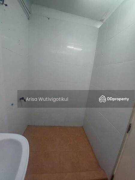 For Rent - 4-story building, Pathum Thani