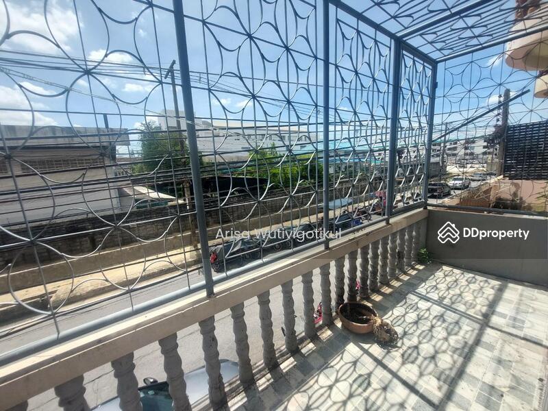 For Rent - 4-story building, Pathum Thani