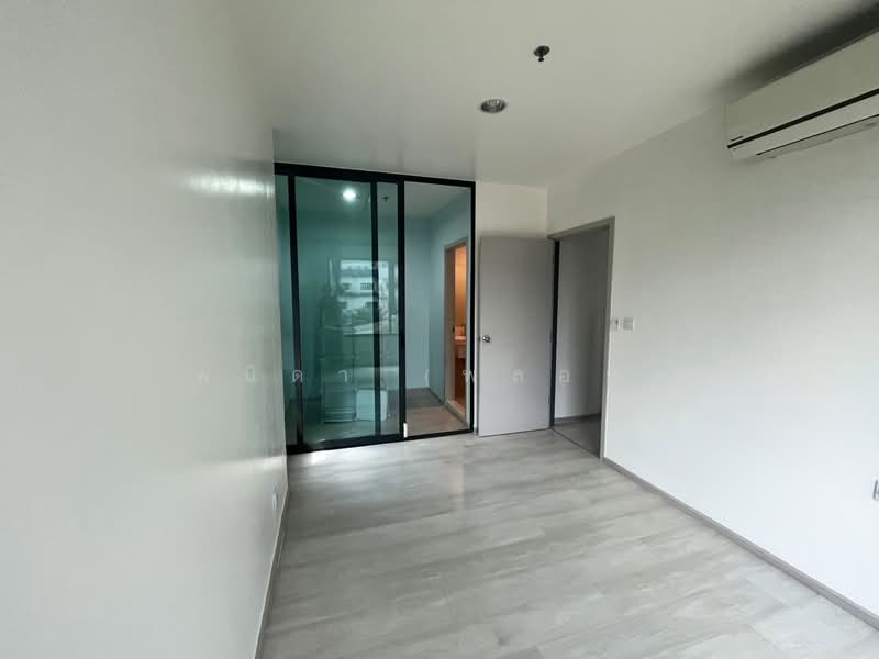 Life Pinklao, Bangkok, Boromarajonani Road, Bang Bamru, Bang Phlat, Bangkok, 2 Bedrooms, 55 sqm, Condo For Rent, by พนิดา (พลอย), 60111257 - DDproperty.com