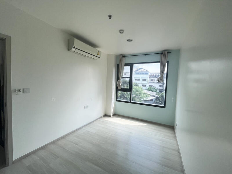 Life Pinklao, Bangkok, Boromarajonani Road, Bang Bamru, Bang Phlat, Bangkok, 2 Bedrooms, 55 sqm, Condo For Rent, by พนิดา (พลอย), 60111257 - DDproperty.com