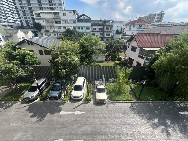 Life Pinklao, Bangkok, Boromarajonani Road, Bang Bamru, Bang Phlat, Bangkok, 2 Bedrooms, 55 sqm, Condo For Rent, by พนิดา (พลอย), 60111257 - DDproperty.com