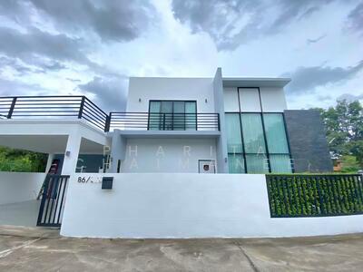 ขาย - Ph0466 ขายพลูวิลล่าหรู 9.9 ลบ ใน มบ.วังตาล 4 นอน 5 น้ำ สวยสไตล์โมเดิร์น ใกล้สนามบินชม., เชียงใหม่